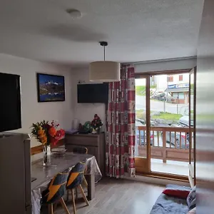Appartement Agreable De 6 Pers Au Pieds Des Pistes ,wifi Gratuit A Labelise 3 Etoiles Au De France, Saint-Sorlin-dʼArves